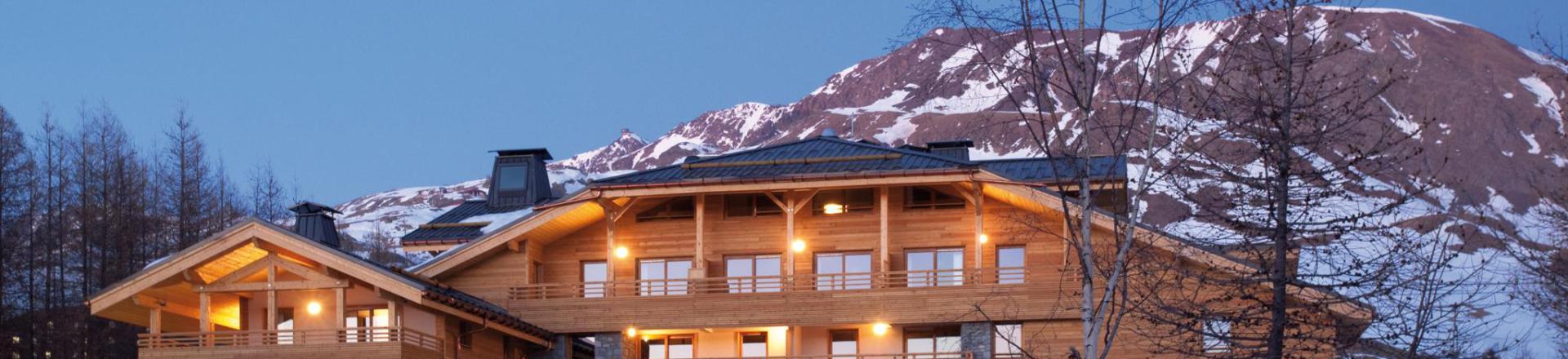 Rent in ski resort L'Alpenrose Lagrange - Alpe d'Huez - Winter outside