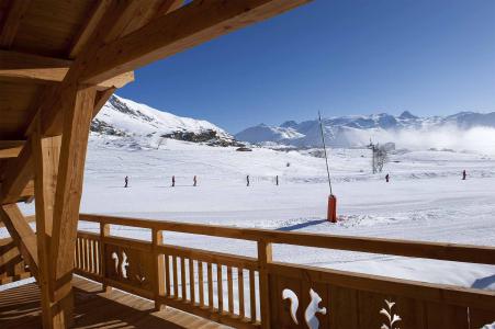 Аренда на лыжном курорте Chalet Ecureuil - Alpe d'Huez - зимой под открытым небом