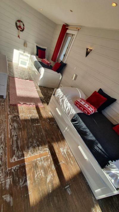 Ski verhuur Chalet le Vieux Logis - Alpe d'Huez - Kamer