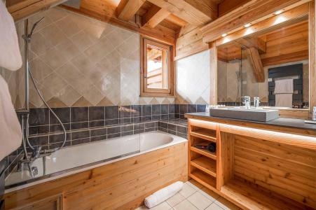 Rent in ski resort Chalet Loup - Alpe d'Huez - Bathroom
