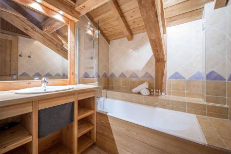 Rent in ski resort Chalet Marmotte - Alpe d'Huez - Bathroom