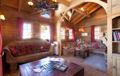 Rent in ski resort Chalet Mélusine - Alpe d'Huez - Living room