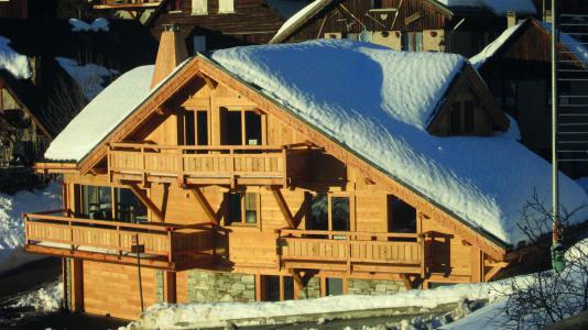 Holiday in mountain resort Chalet Nightingale - Alpe d'Huez - Winter outside