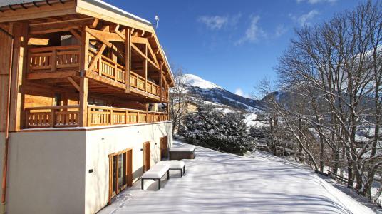 Vacanze in montagna Chalet Nuance de Bleu - Alpe d'Huez - Esteriore inverno