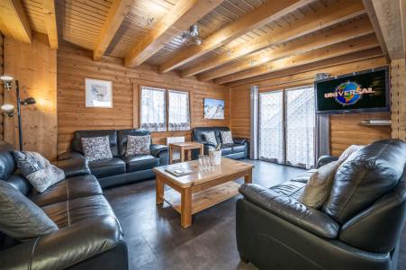 Rent in ski resort Chalet Télémark - Alpe d'Huez - Living room