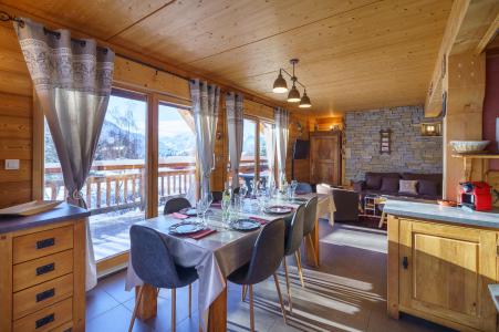 Rent in ski resort 5 room triplex chalet 8 people (Rébèque) - Chalets Les Balcons du Golf - Alpe d'Huez - Dining area