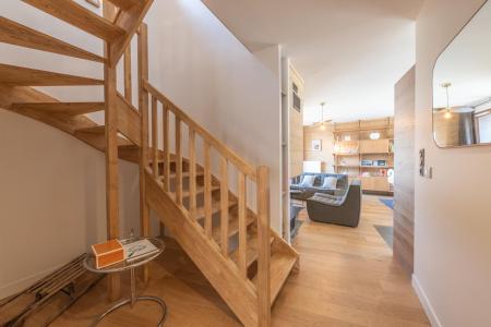 Location au ski Appartement 5 pièces 8 personnes (101) - Les Fermes de l'Alpe - E - Alpe d'Huez - Escalier