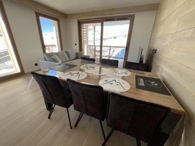 Ski verhuur Appartement 2 kabine kamers 4 personen (C24) - PHOENIX C - Alpe d'Huez - Woonkamer