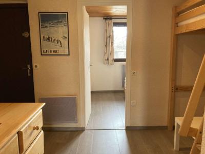 Rent in ski resort 2 room apartment cabin 6 people (D3) - Résidence l'Athos - Alpe d'Huez - Sleeping area