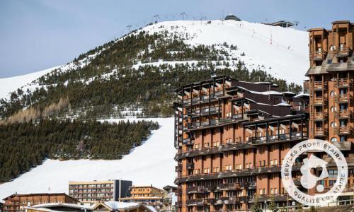 Аренда на лыжном курорте Résidence l'Ours Blanc - MH - Alpe d'Huez - зимой под открытым небом