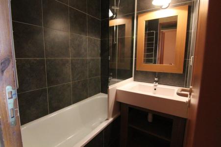 Location au ski Studio coin montagne 4 personnes (305) - Résidence l'Ours Blanc - Alpe d'Huez - Salle de bain