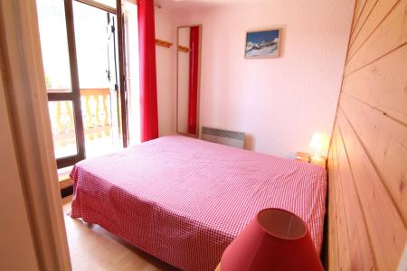 Rent in ski resort 2 room apartment 6 people (P4) - Résidence la Ménandière - Alpe d'Huez - Bedroom