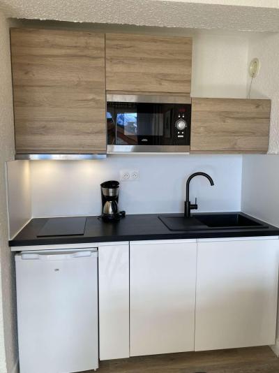 Rent in ski resort Studio 4 people (O1) - Résidence la Ménandière - Alpe d'Huez - Kitchenette