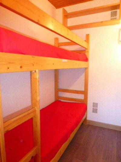 Rent in ski resort Studio sleeping corner 4 people (F) - Résidence le Montana - Alpe d'Huez - Cabin