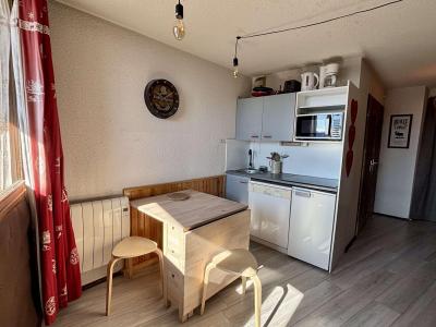 Rent in ski resort 2 room apartment 4 people (122) - Résidence les 4 Soleils - Alpe d'Huez - Living room