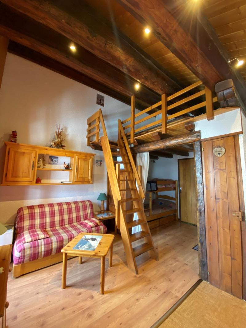 Ski verhuur Studio bergnis 5 personen (36) - Chalet les Solaret - Arêches-Beaufort - Woonkamer