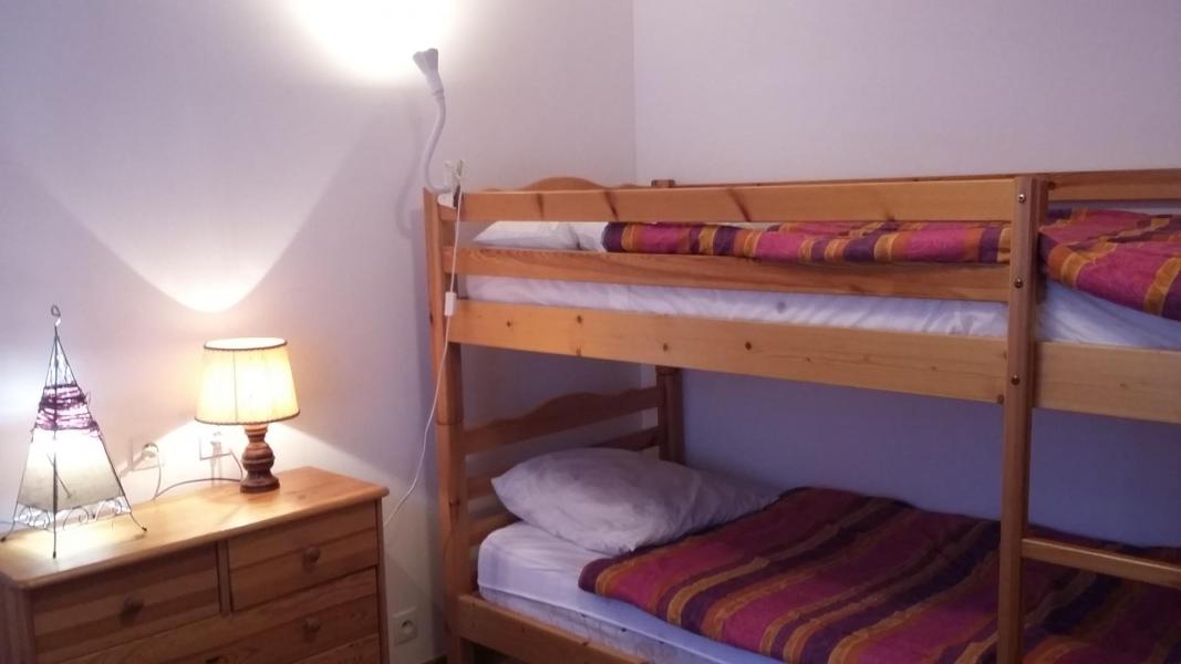 Skiverleih 3-Zimmer-Appartment für 6 Personen (03) - Maison la Glirettaz - Arêches-Beaufort - Offener Schlafbereich