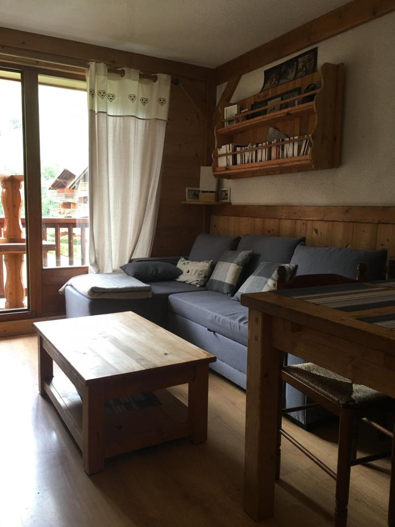 Ski verhuur Appartement 2 kamers 4 personen (705280) - Résidence les Chalets du Planay - Arêches-Beaufort - Woonkamer