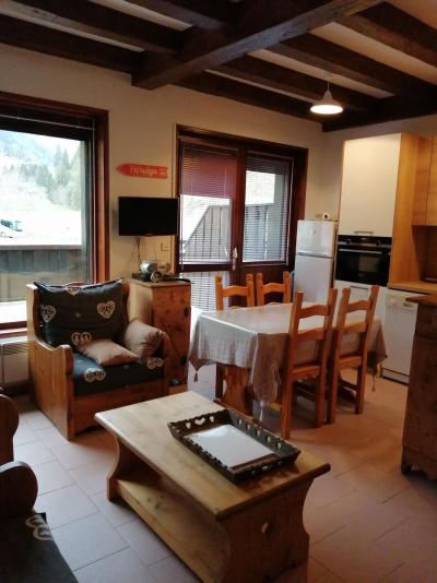 Location au ski Studio cabine 4 personnes - Le Chamois - Arêches-Beaufort - Appartement