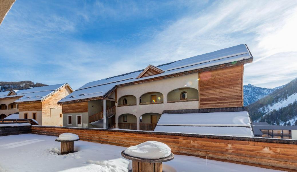 Ski verhuur Résidence les Granges d'Arvieux - Arvieux en Queyras - Buiten winter