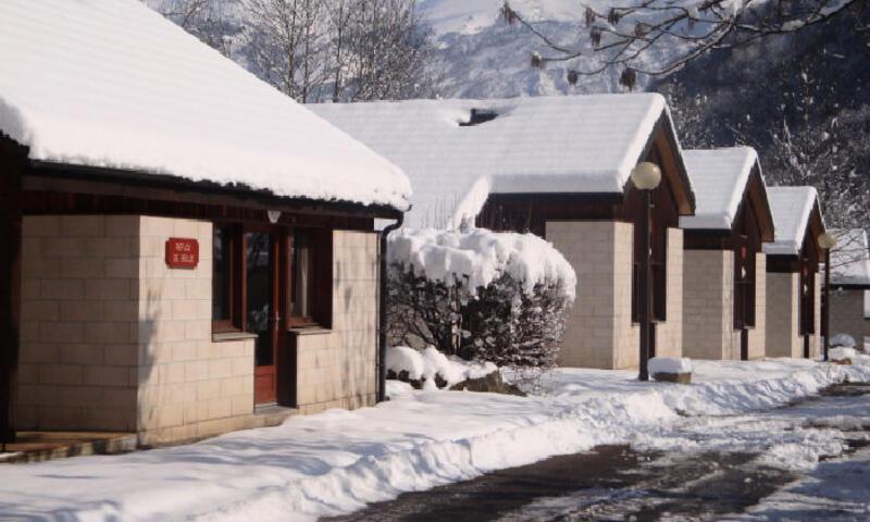 Vakantie in de bergen Camping Le Pas de l'Ours - Aston - Buiten winter