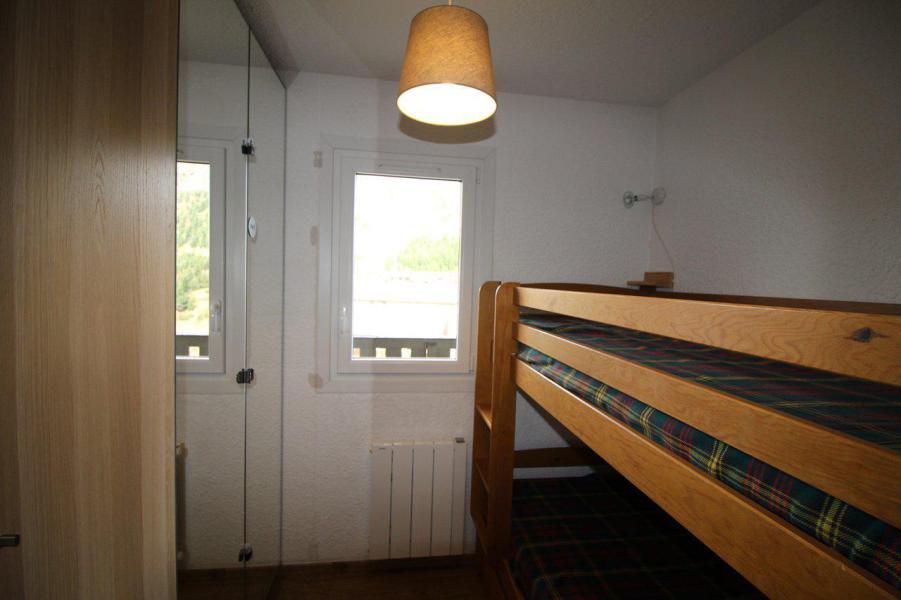 Skiverleih 3-Zimmer-Appartment für 6 Personen (AEO008-306) - Résidence Carlines - Auris en Oisans - Appartement