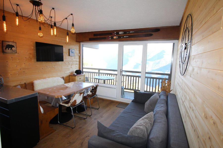 Ski verhuur Appartement 3 kamers 6 personen (AEO008-306) - Résidence Carlines - Auris en Oisans - Appartementen