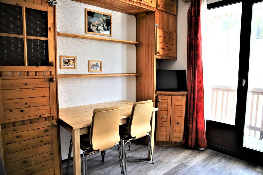 Skiverleih 2-Zimmer-Holzhütte für 3 Personen (032) - Résidence Iris - Auris en Oisans - Wohnzimmer