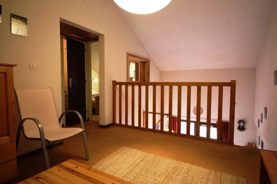 Rent in ski resort 4 room duplex apartment 6 people (041) - Résidence Iris - Auris en Oisans - Mezzanine