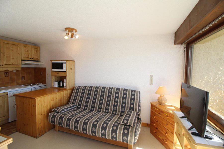 Rent in ski resort Studio sleeping corner 4 people (142) - Résidence les Chardons - Auris en Oisans - Apartment