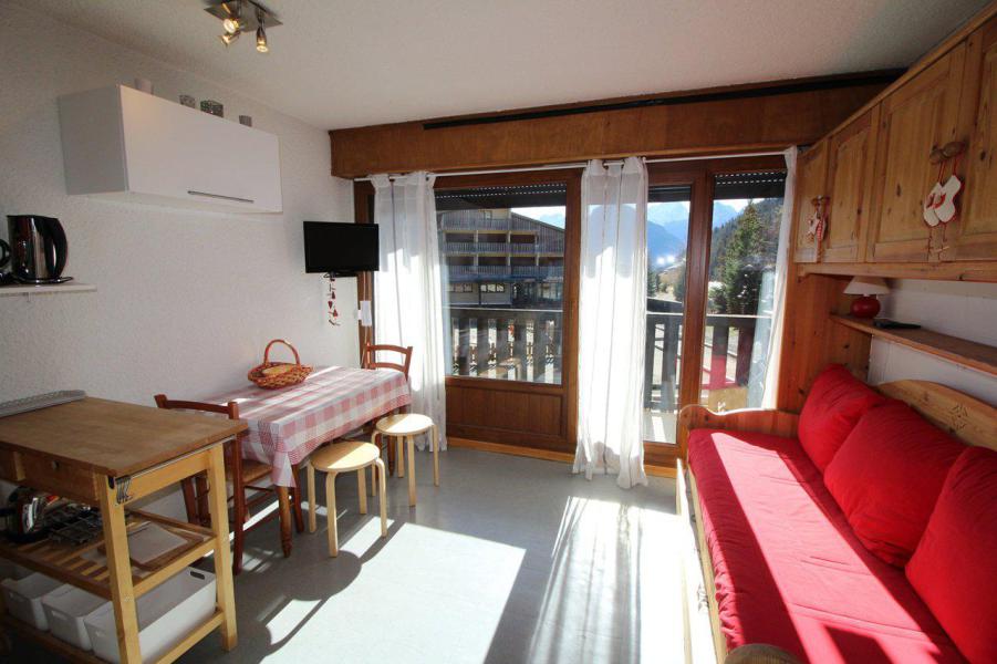 Rent in ski resort Studio sleeping corner 3 people (113) - Résidence Martagons B - Auris en Oisans - Apartment