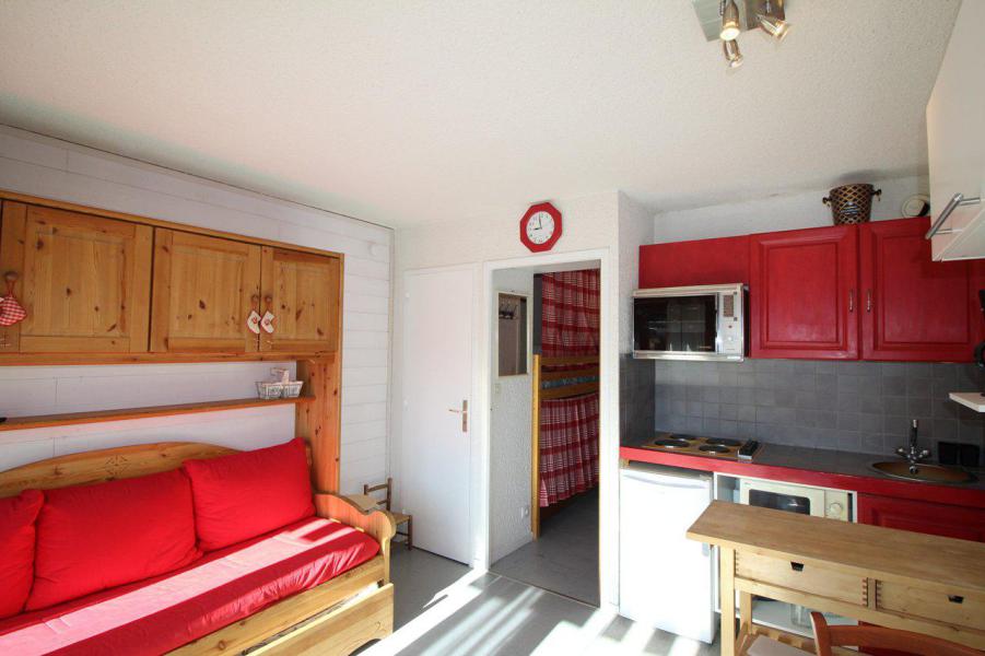 Rent in ski resort Studio sleeping corner 3 people (113) - Résidence Martagons B - Auris en Oisans - Living room