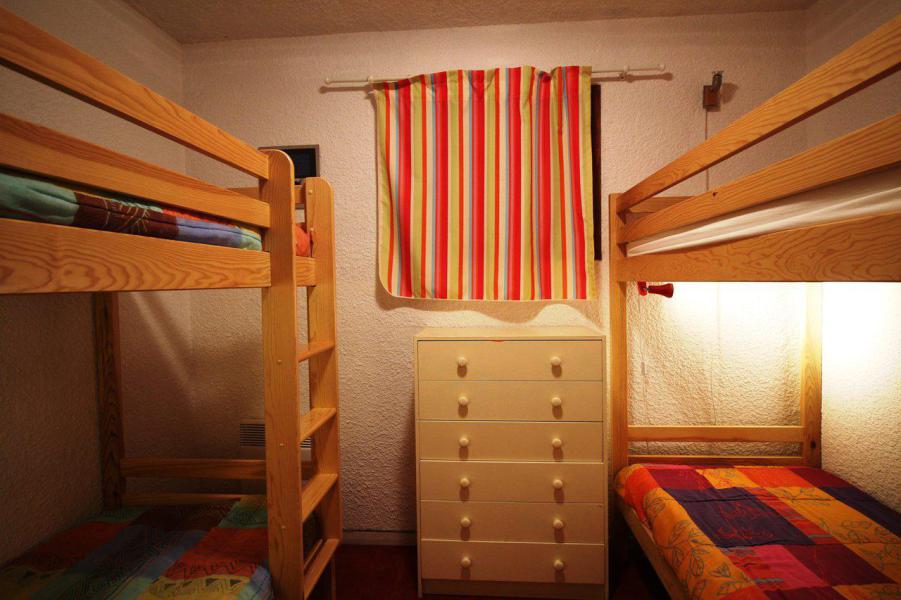 Skiverleih 2-Zimmer-Appartment für 6 Personen (533) - Résidence Nigritelles A - Auris en Oisans - Schlafzimmer