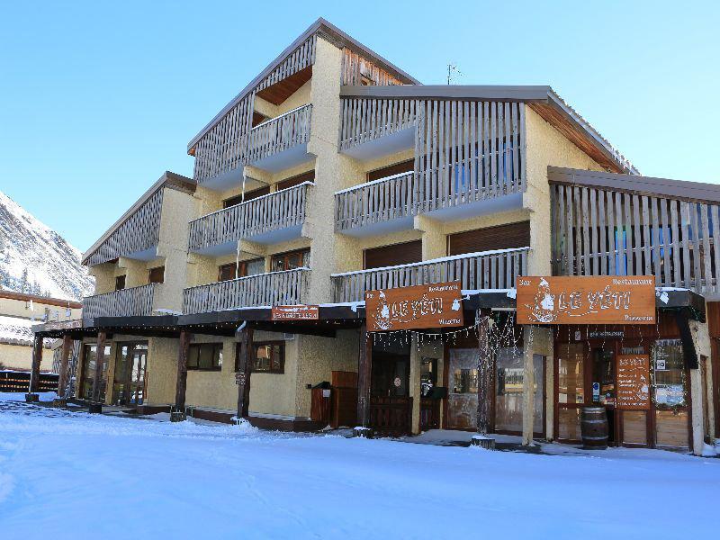 Vacances en montagne Résidence Nigritelles A - Auris en Oisans - Extérieur hiver