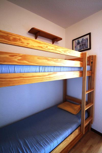 Rent in ski resort Studio sleeping corner 4 people (0F6) - Résidence les Brimbelles - Auris en Oisans - Apartment