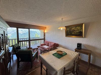 Rent in ski resort 1 room apartment 4 people (218) - Résidence les Chardons - Auris en Oisans - Living room