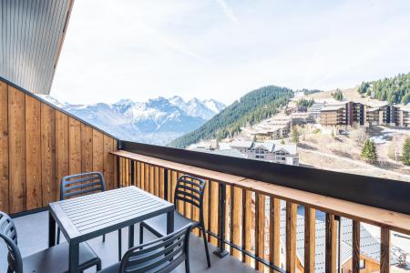 Rent in ski resort Résidence Les Ecrins d'Auris - Auris en Oisans - Balcony