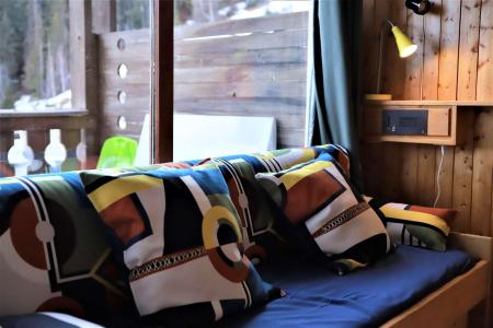 Rent in ski resort Studio sleeping corner 6 people (538) - Résidence les Silènes - Auris en Oisans