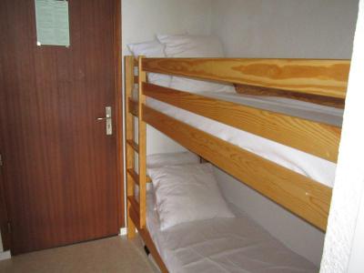 Rent in ski resort Studio sleeping corner 4 people (105) - Résidence les Silènes - Auris en Oisans - Bunk beds