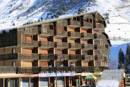 Ski verhuur Studio bergnis 3 personen (AEO006-227) - Résidence Martagons A - Auris en Oisans - Buiten winter