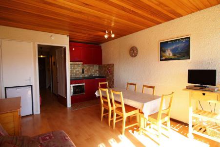 Rent in ski resort Studio sleeping corner 6 people (531) - Résidence Nigritelles A - Auris en Oisans - Living room