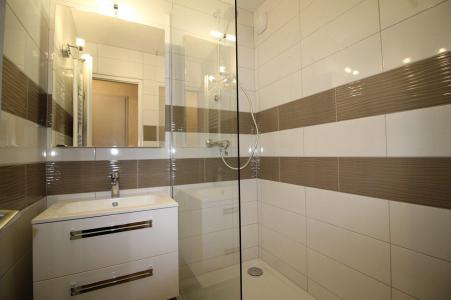 Rent in ski resort 2 room duplex apartment 8 people (335) - Résidence Nigritelles B - Auris en Oisans - Shower