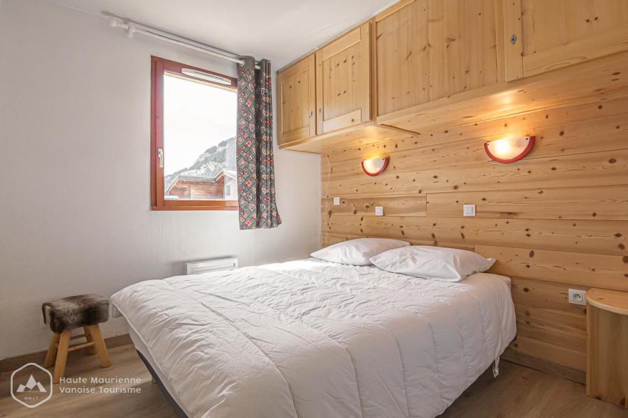Rent in ski resort 2 room apartment cabin 4-6 people (B2.30) - La Résidence les Flocons d'Argent - Aussois - Bedroom