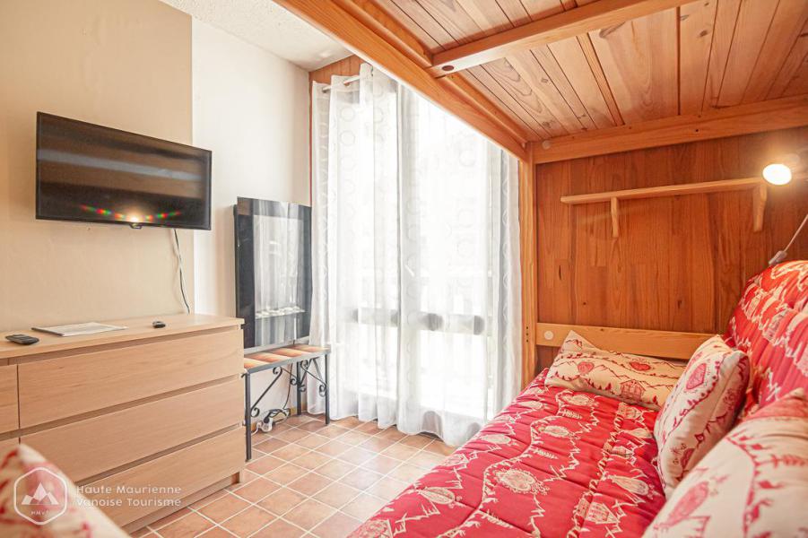 Rent in ski resort Studio 3 people (13) - La Résidence les Sétives - Aussois - Living room