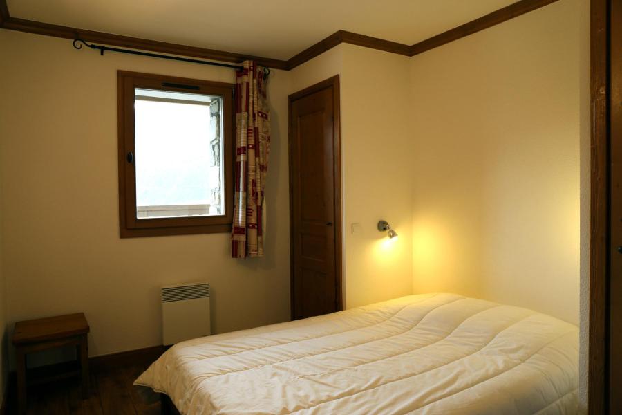 Rent in ski resort 2 room apartment sleeping corner 6 people (05) - Le Clos d'Aussois - Aussois - Bedroom