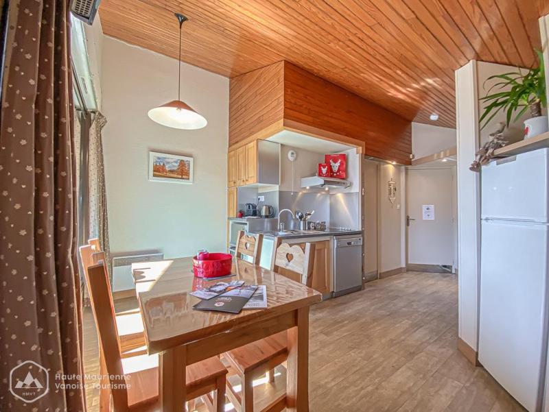 Location au ski Les Chalets de la Pyramide - Aussois - Cuisine