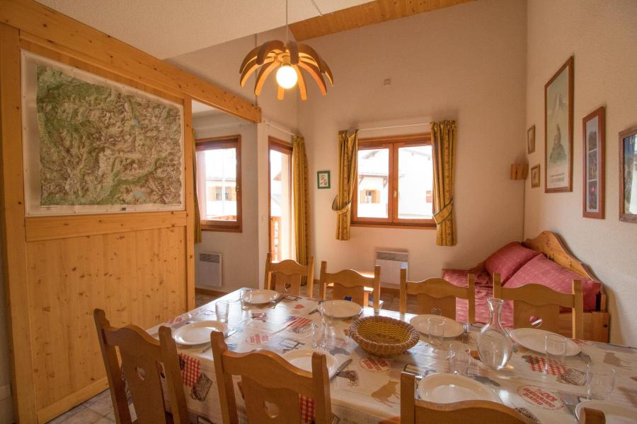 Rent in ski resort 4 room duplex apartment 8 people (333) - Résidence la Combe II - Aussois - Living room