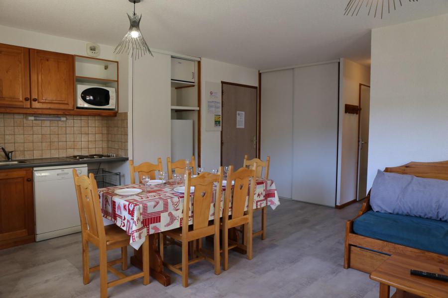 Wynajem na narty Apartament 3 pokojowy 6 osób (407) - Résidence la Combe III - Aussois - Pokój gościnny