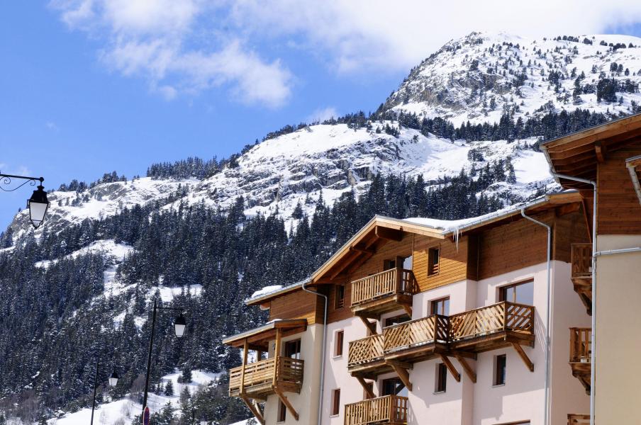 Vakantie in de bergen Résidence les Flocons d'Argent - Aussois - Buiten winter