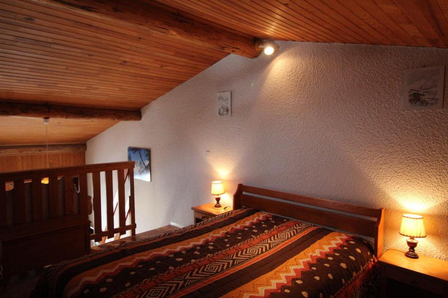 Rent in ski resort 2 room apartment 4 people (84M) - Résidence les Sétives - Aussois - Bedroom